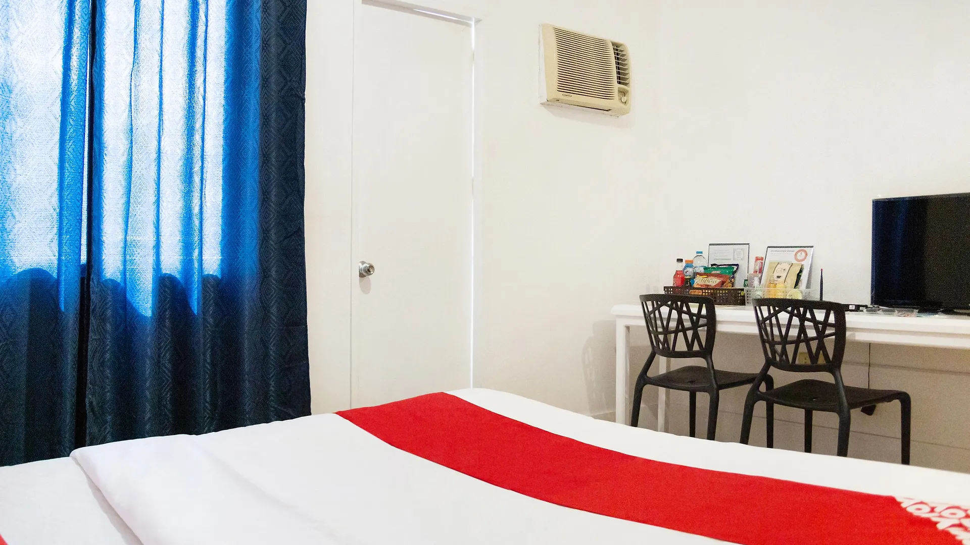Oyo 150 Davao Airport View Hotel