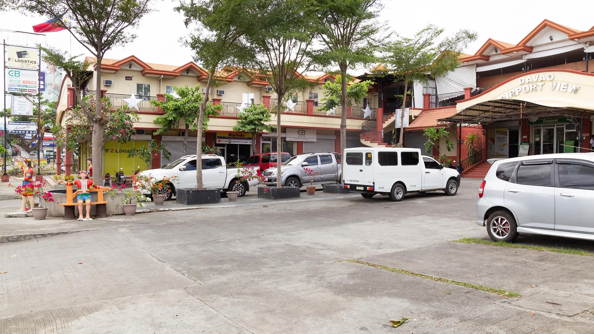 Oyo 150 Davao Airport View Hotel
