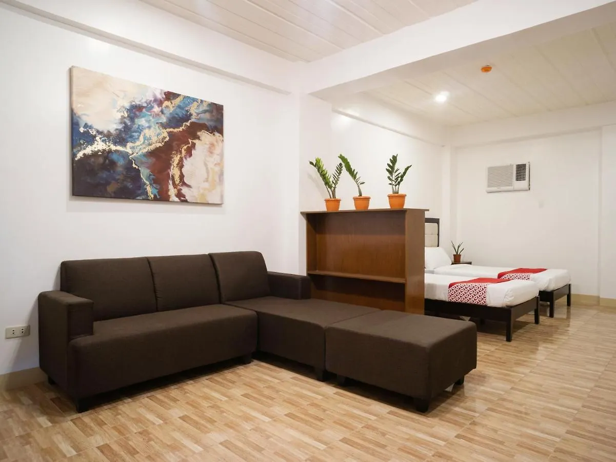 Oyo 150 Davao Airport View Hotel